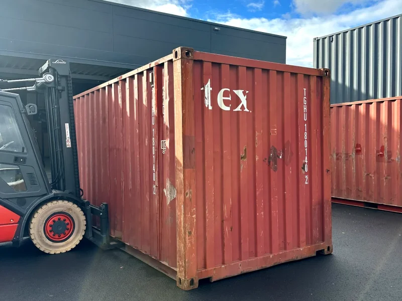 Gebrauchter 20 Fuß Seecontainer Braun TGHU-180140-2
